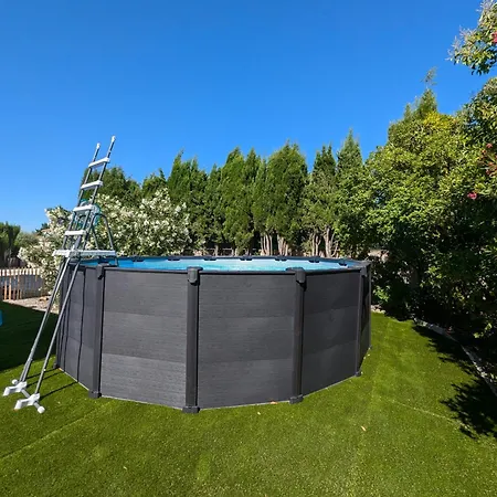 Calme Proche Toutes Activites, F3 Avec Parking, Jardin, Piscine, Wifi, Clim Dans Propriete Privee Apartment *