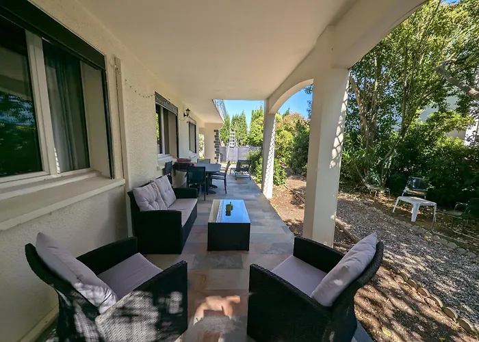 Calme Proche Toutes Activites, F3 Avec Parking, Jardin, Piscine, Wifi, Clim Dans Propriete Privee Daire
